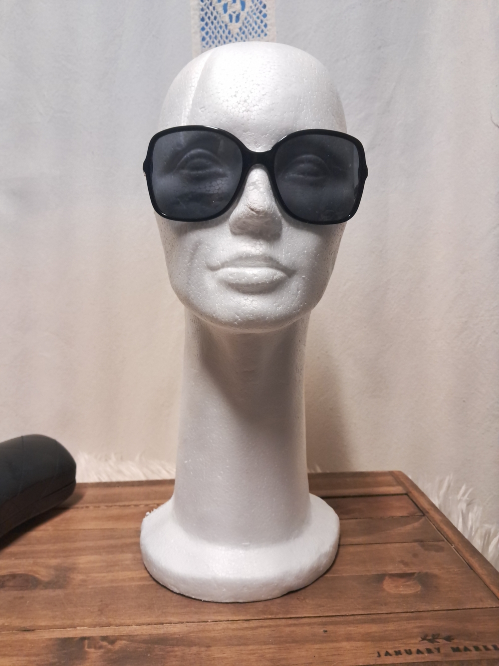 Chanel "Chain Collection" 5210-Q Sunglasses - Picture 11 of 11